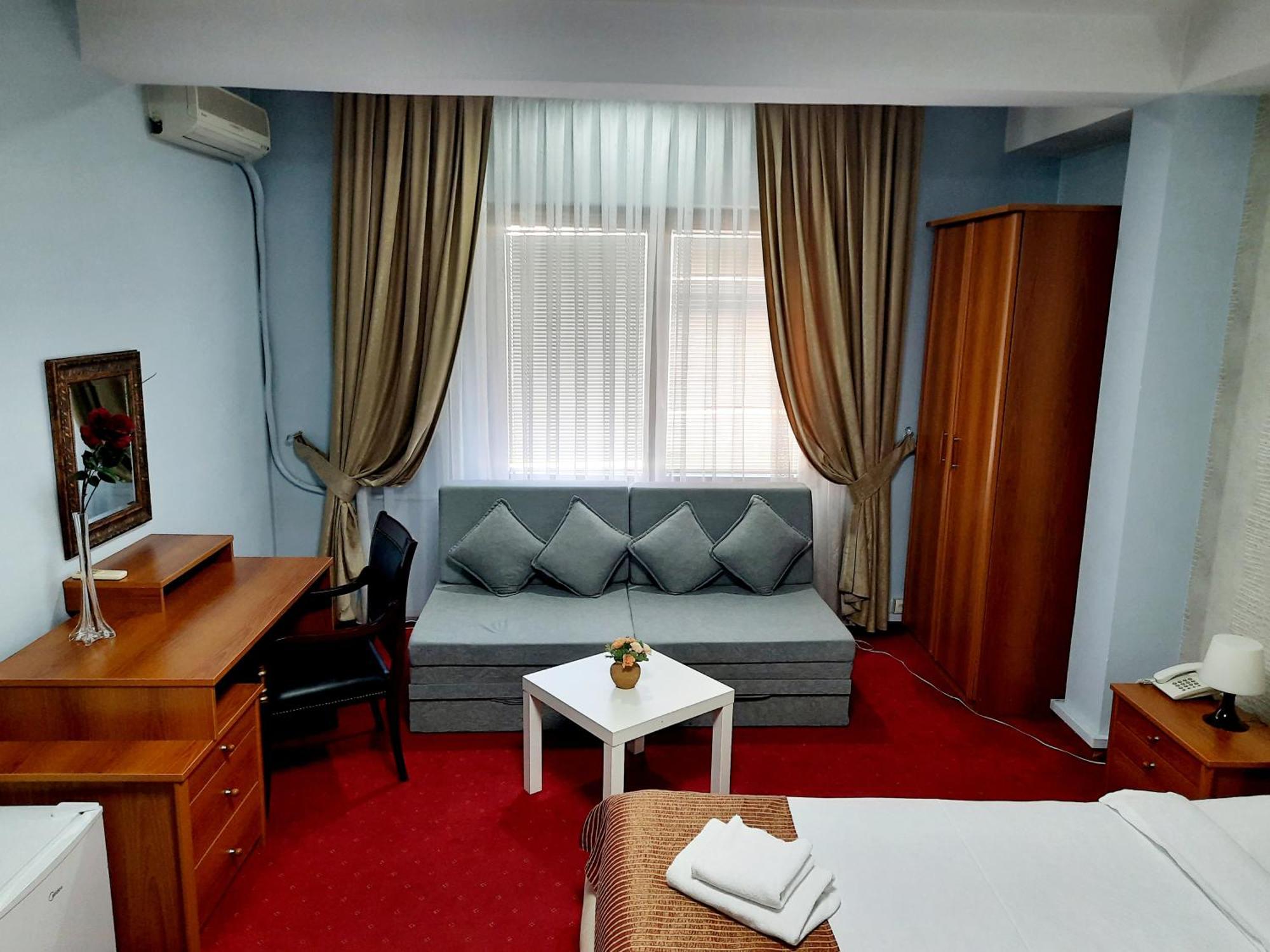 Hotel Aristocrat & Fish Restaurant Skopje Kamer foto